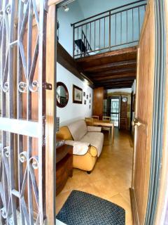 Carini House - Syracuse - 7