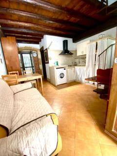 Carini House - Syracuse - 4