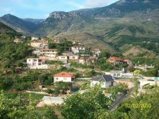 Konomi House - Gjirokastër - 3