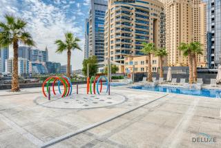 Charming 1BR Apartment in Sparkle Tower 1, Dubai Marina by Deluxe Holiday Homes - Dubai - 2