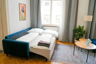 Charmante Altbauwohnung 72qm Free Park Garage - Wien - 8