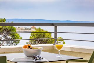 Beachfront Apartment Sunrise Residence Srzić - Makarska - 0