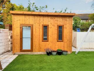 Spacious Family Friendly 4BR Home Near Wexford Town - Wexford - 4