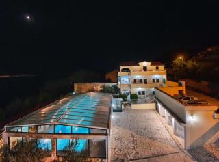 Villa Hacienda Grof - Jesenice - 9