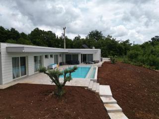 Villa Tiffany - Peresiji - 9