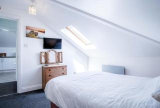 Rooftops - 1 Bedroom Apartment - Tenby - Tenby - 4
