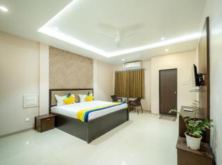Itsy Hotels Sitara - Satara - 0