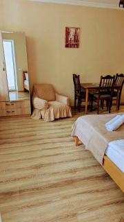 Cozy Corner - 8