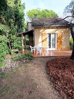 Petite maison dans un écrin de verdure - Les Angles (Gard) - 5