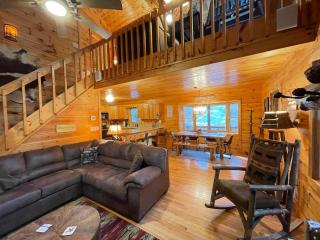 Bear Creek - Fightingtown Creek - Creek Views on Fightingtown Creek, Hot Tub, Game Room, Fireplaces - Epworth, GA - McCaysville - 3