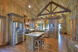 Breakaway Ridge Luxury Cabin - 5 Minutes Downtown - Blue Ridge - 1