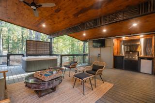 Easy Tiger - Modern Elegance, Hot Tub, Outdoor Fire Table, Serene Forest Views - Blue Ridge, GA - Blue Ridge - 6