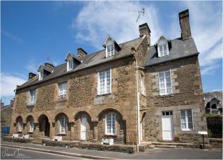 La Maison Guischard de la Ménardière dite La Maison Romane gîte - 9