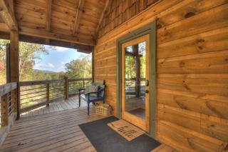 Cedar Ridge - Secluded Mineral Bluff Cabin - Hot Tub, Game Room, Outdoor Fireplace, Stunning Views - Mineral Bluff - 6