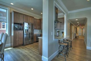 Main & Main - Downtown Blue Ridge, GA - Luxurious Downtown Retreat, Gas Log Fireplace, King Master Suite - Blue Ridge, GA - Blue Ridge - 5