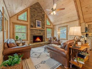 Fern Creek Hollow Lodge in Blue Ridge wGame Room - Blue Ridge - 7