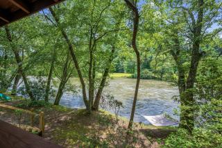 Sevens Secret - McCaysville GA on Toccoa River - On Toccoa River, Porch Swing, Firepit, Serene Surroundings, Air Hockey Table, H - Mineral Bluff - 9