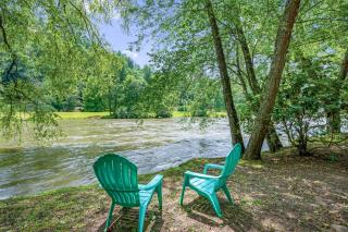Sevens Secret - McCaysville GA on Toccoa River - On Toccoa River, Porch Swing, Firepit, Serene Surroundings, Air Hockey Table, H - Mineral Bluff - 7