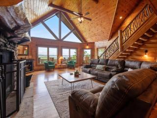 Serenity - Panoramic 270 Degree Mountain Views - Mashburn Mill - 4