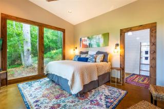 Sugar Shack - Modern, Natural Lighting, Spacious Deck, Cozy Interior, Hot Tub, Fire Pit - Blue Ridge, GA - Blue Ridge - 2