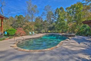Stanley Creek Lodge - Private Pool and Fishing - Heated Private Pool, Spacious Rooms, Scenic Views, Creekside Firepit, Trout Str - 7