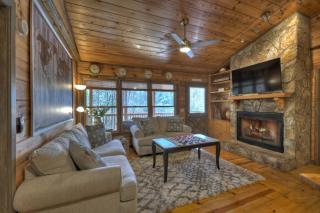 Traveller - Cabin with Hot Tub and Mountain Views - Hot Tub, Mountain Views, Ping Pong Table, Modern Amenities - Cherry Log, GA - 6