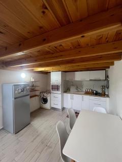 Dario's Loft in central Vlora City. - 2