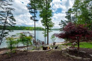 Nottely Island Retreat - Luxury Retreat - Lake Views, Outdoor Kitchen, Firepit, Hot Tub, Game Room, Boat Ramp and Private Dock - - Mashburn Mill - 9