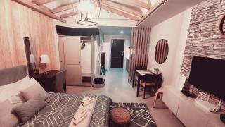 Alpine Breeze at Crosswinds Tagaytay - Tagaytay - 1