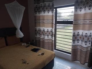 Emmrose apartments - 9