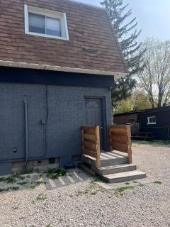 85 Main upstairs - Wasaga Beach - 6