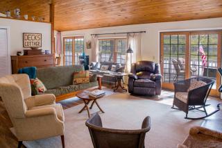 Sunrise Cottage - Hammondsport - 2