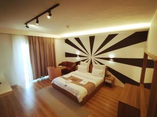Mateus Hotel - Jounieh - 0
