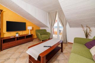 Apartments Andelka D - 4