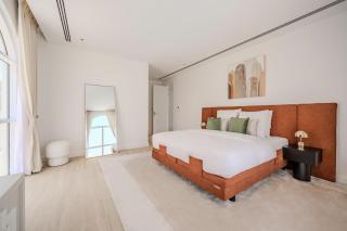 Luxurious 4 BR Villa, Private Pool Umm Suqeim II - Dubai - 6