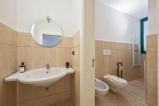 Piazza Mazzini Modern Suite Design & Parking Free on the street - 7