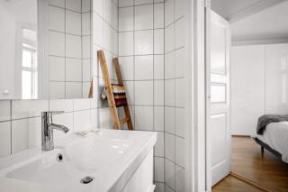 Homerentals l Central & convenient - Queen bed - Bergen - 4