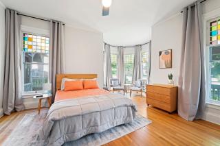 Racetrack Getaway by Saratoga Stays - Saratoga Springs - 8