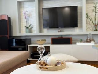 Panorama Elegant Apartment - 4