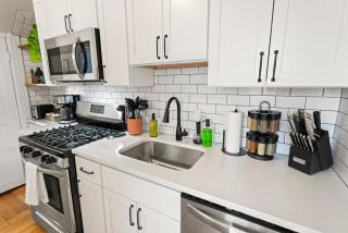 Stained Glass Retreat by Saratoga Stays - Saratoga Springs - 1