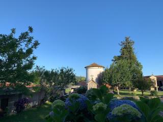 Casa con piscina y barbacoa · Casa O vincular by Easy Life Rent - - 4