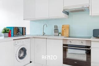 Inviting 1-bed Apartment in Newark on-Trent by Renzo, Free Parking and Wi-Fi! - Newark upon Trent - 1