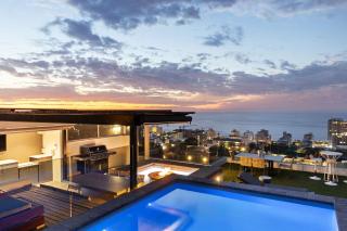 Elements on Battery - Kaapstad - 0