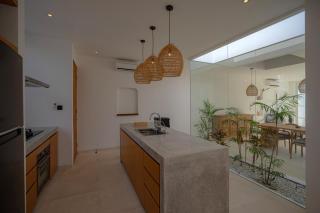 Sanctuary Uluwatu - 3 Bedrooms Pool Villa - 4