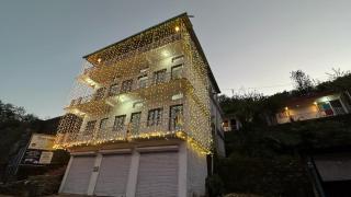 Hotel Maangal Vedic - - 9