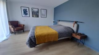 Chambre vue jardin - proche port - Vannes - 0