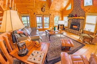 White Rock - Mountain Views, Hot Tub, Game Room, 5 Minutes From Downtown Blue Ridge - Blue Ridge, GA - Blue Ridge - 9