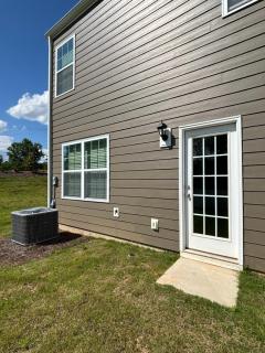 Cozy Townhome 20 Miles From CLT VERY CLOSE TO LAKE NORMAN - Lake Norman of Catawba - 3