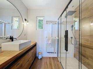 Horizon 85 YourHostHelper - 1