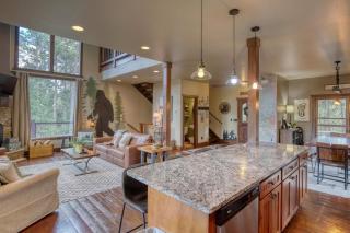 Gold Baron Lodge - Lead - 4